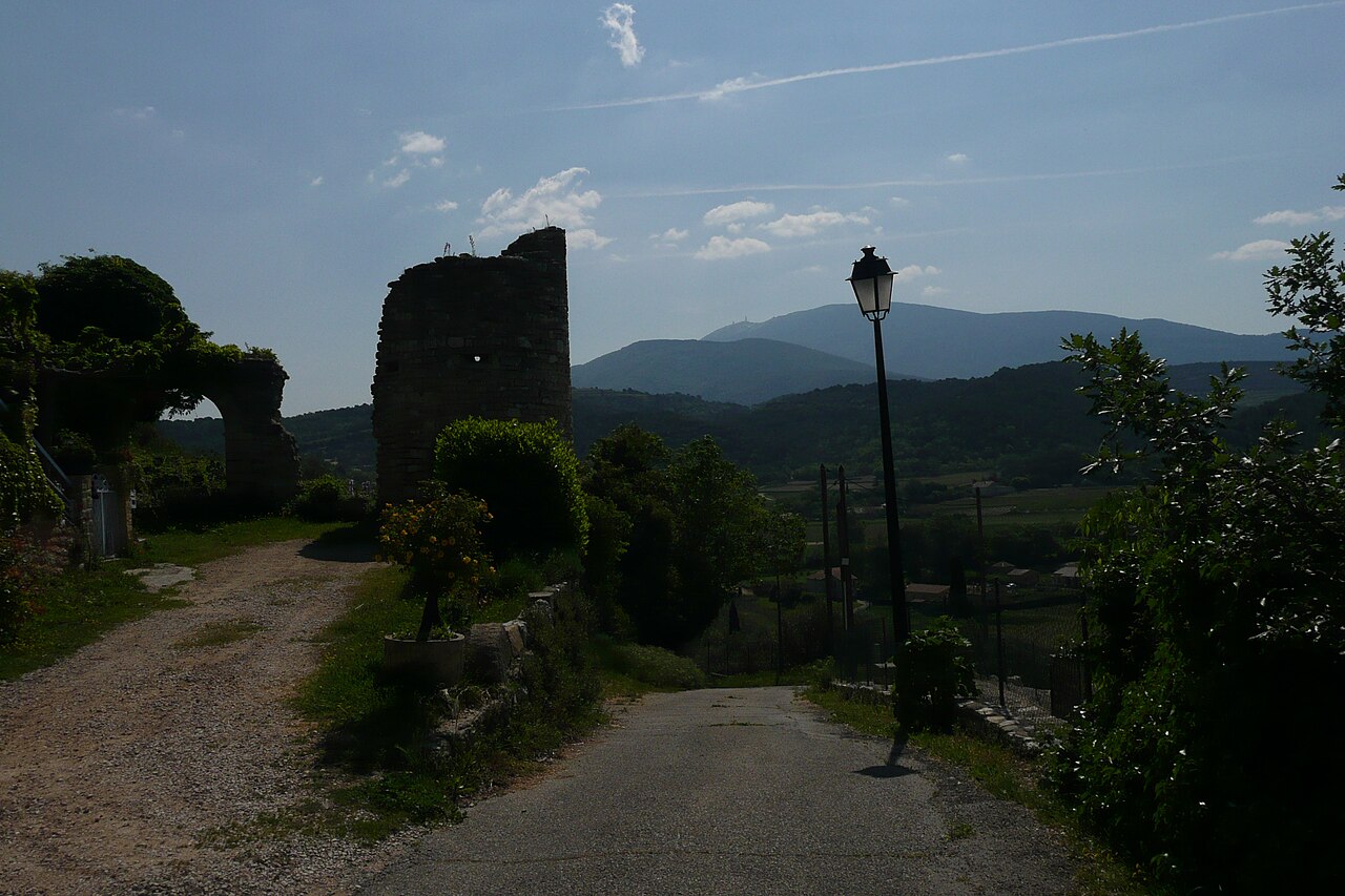 Ruines du Château d'Entrechaux